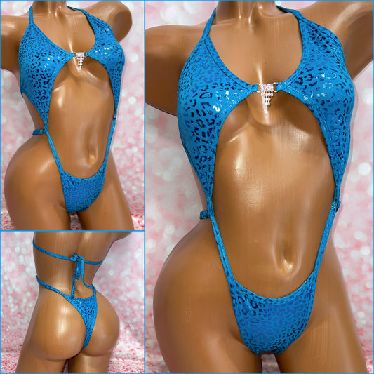 Metallic Blue Leopard Diamond Slingshot